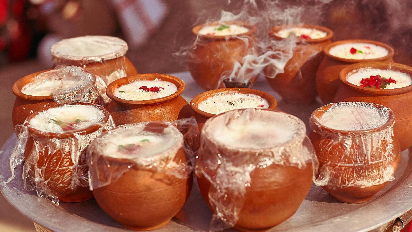पेट की गर्मी दूर करने के लिए आयुर्वेदिक मट्ठा (छाछ) का सेवन"
​नोट: यह ऑल्ट टेक्स्ट सर्च इंजन को इमेज का विषय और आपके ब्लॉग के कीवर्ड्स (पेट की गर्मी, आयुर्वेदिक) समझाने में मदद करेगा।
